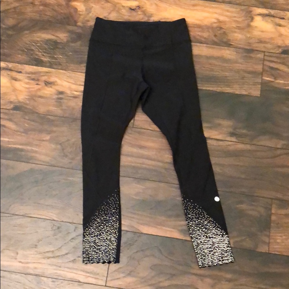Lululemon leggings. Size 4. Great condition.